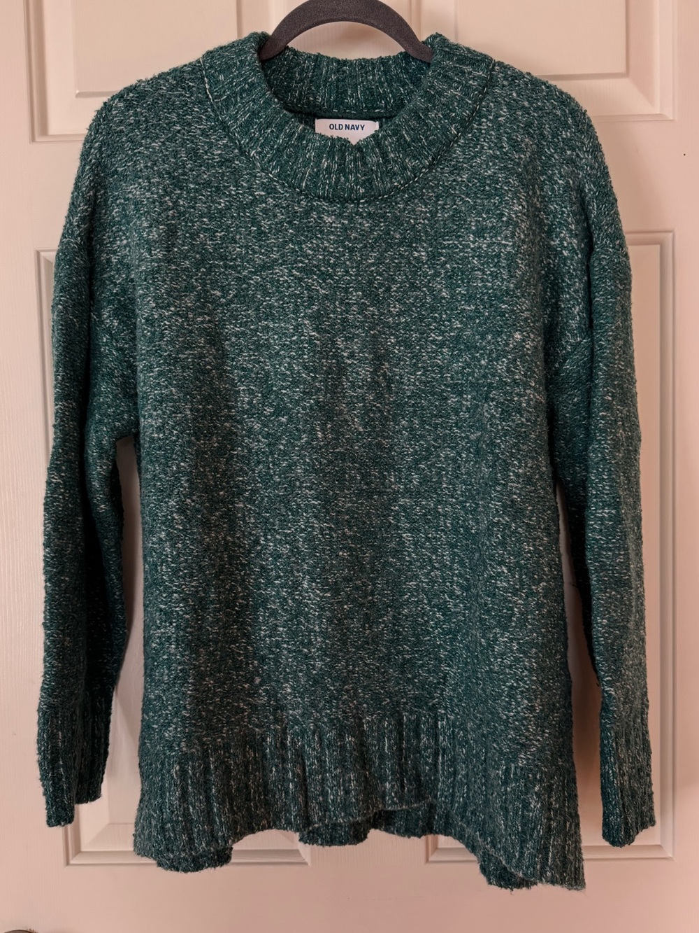 Old Navy Oversized Chunky Sweater, Medium